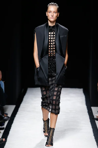 Look 30